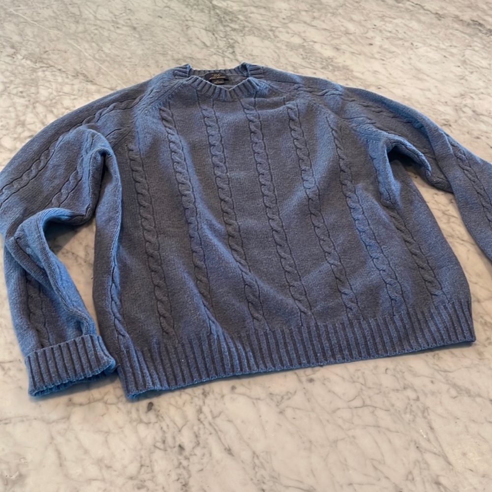 Brooks Brothers Ms XL wool cable sweater